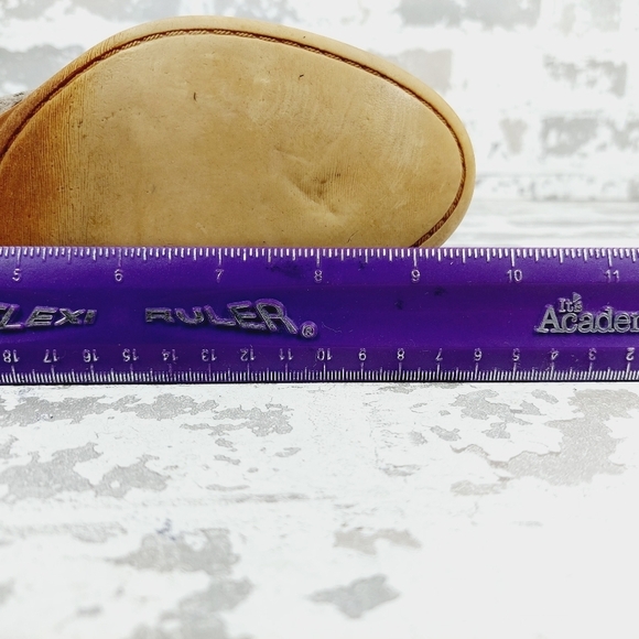 Lucky Brand Bergyn Tan Cream Suede Perforated Back Zip Ankle Booties O712 - Picture 10 of 12